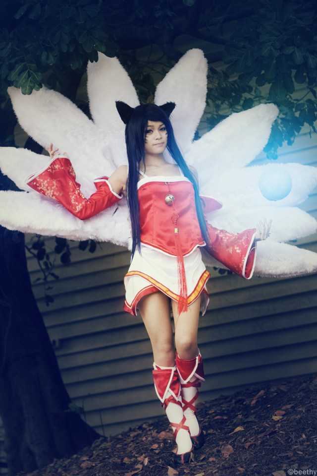 league_of_legends___ahri_by_beethy-d5vtidi