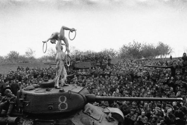 historical-photos-rare-pt2-soviet-soldiers-break