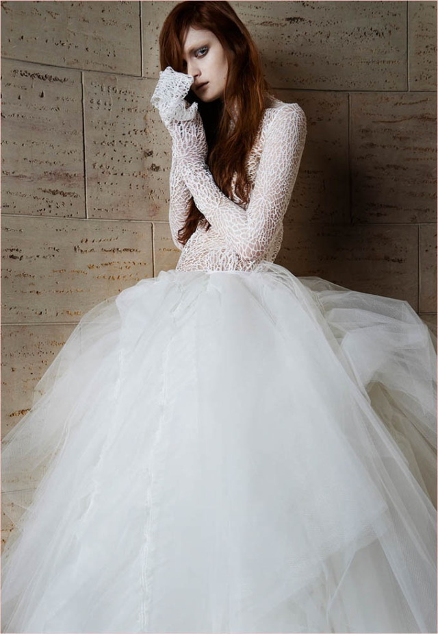 vera-wang-bridal-spring-2015-dresses13
