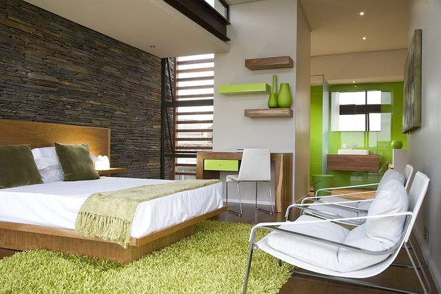Luxurious-bedroom-with-fresh-green-accents-and-modern-furniture_1