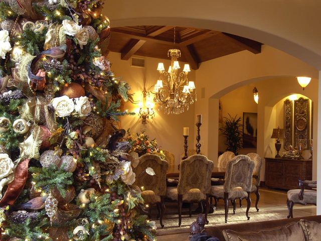 RMS_Leanne-Micheal-Interiors-Christmas-tree_s4x3.jpg.rend.hgtvcom.1280.960_1